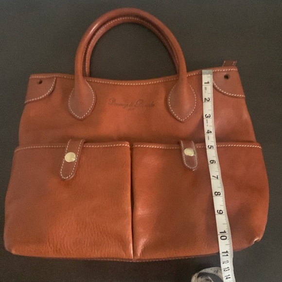 Dooney & Bourke Vintage Tan Leather Tote with Structured Design - Picture 9 of 10